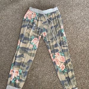 Women’s Lounge Pants